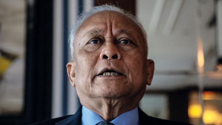 438 Demonstrator สุเทพ เทือกสุบรรณ