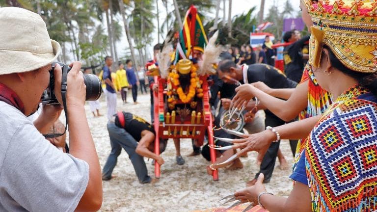 422 สนทนาสารคดี (เบื้องหลัง) ภาพถ่ายสารคดี