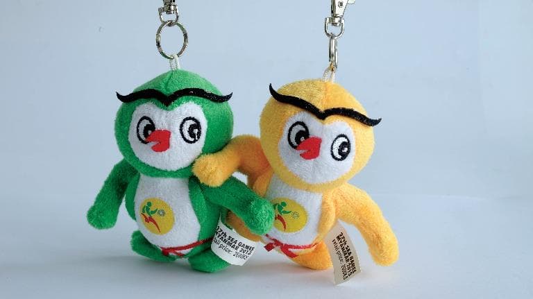 445 Souvenir & History “นกฮูก” และกาลครั้งหนึ่ง เนปยีดอเกมส์ ค.ศ. ๒๐๑๓