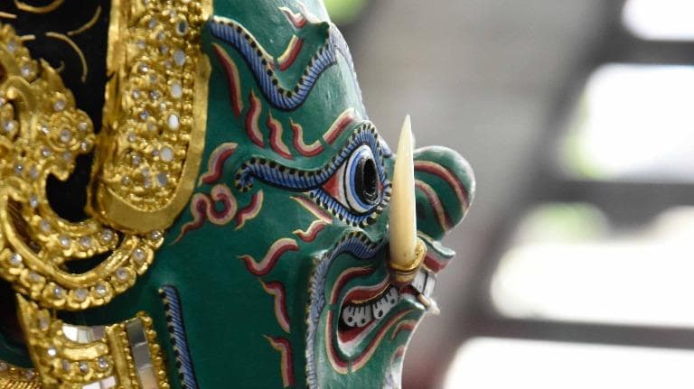 ลองอ่าน 448 โขน คน ครู : ศิลปะจรรโลงใครในกระแสธารแห่งการ อนุรักษ์