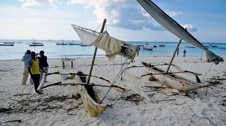 ลองอ่าน 407 Zanzibar Island of Mankind