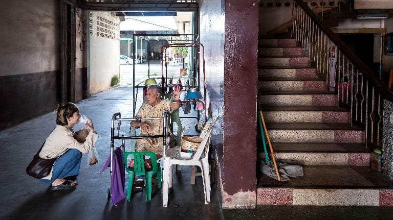 ลองอ่าน 454 ฮ่อมแพร่กลับบ้าน  ฮ้อมงานของคนรุ่นใหม่