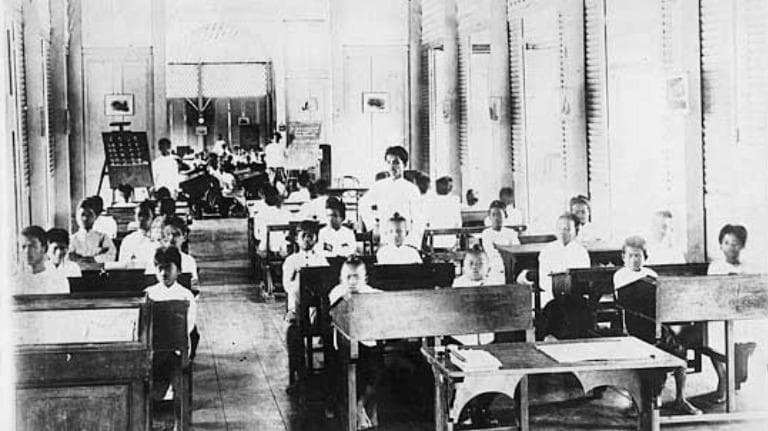 ลองอ่าน 450 Timeline 17 ทศวรรษ รอยทางการจัดระบบการศึกษาไทย (ปี ๒๓๙๕-๒๕๖๕)