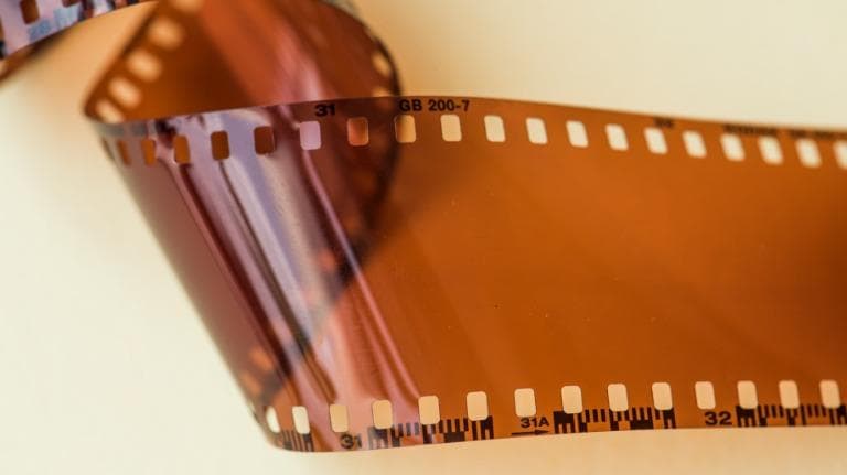 399 จากบรรณาธิการ คัดสไลด์