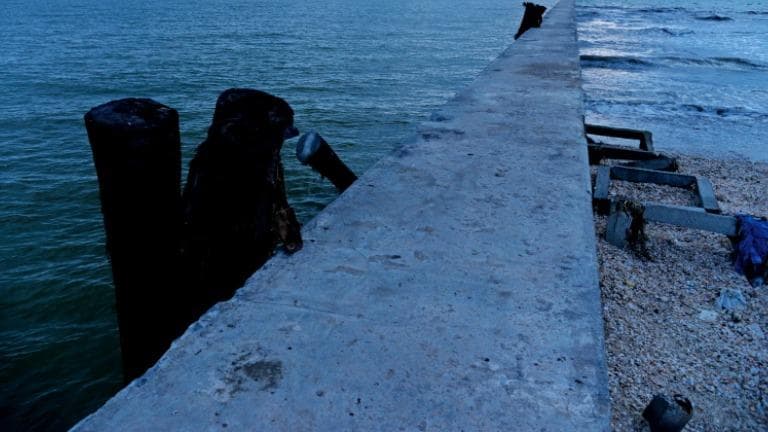 414 จากบรรณาธิการ กำแพง