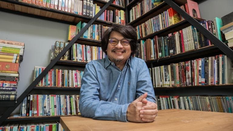 438 Activist สมบัติ บุญงามอนงค์