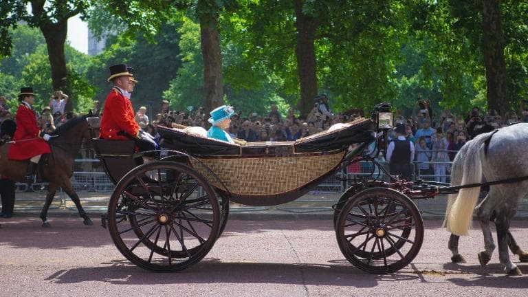 451 Number  of the  Month ควีนเอลิซาเบธที่ 2