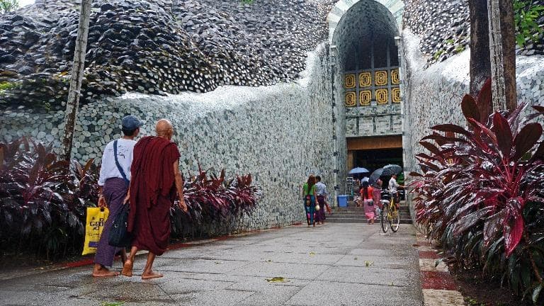 ลองอ่าน 443 Souvenir & History “มหาปาสาณคูหา” รอยศรัทธาของ “พระพิมลธรรม”