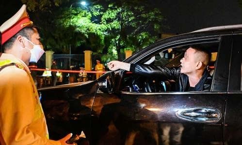 Phạt "có ní nuận"?