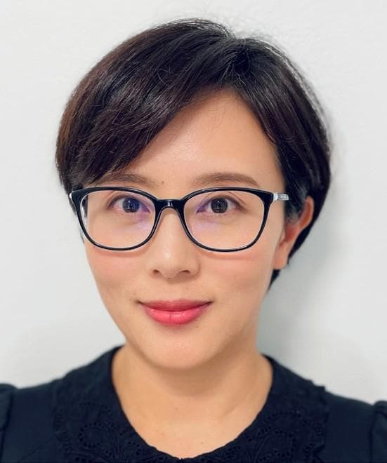 Lights Off Sleep and Myopia