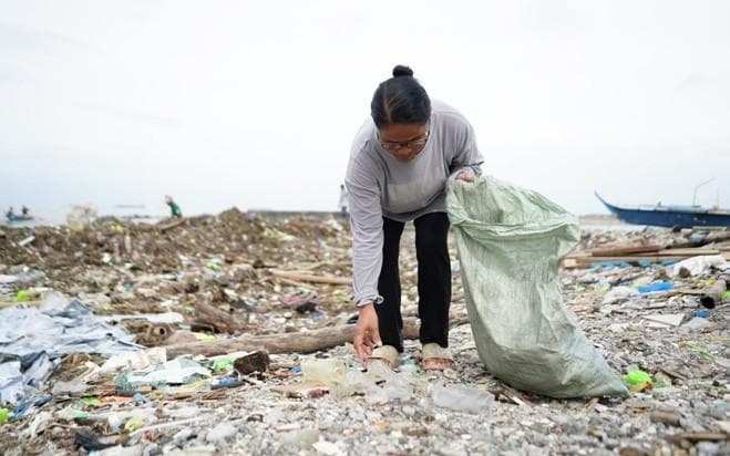 Driving Sustainable Impact Specsavers’ Year of Progress