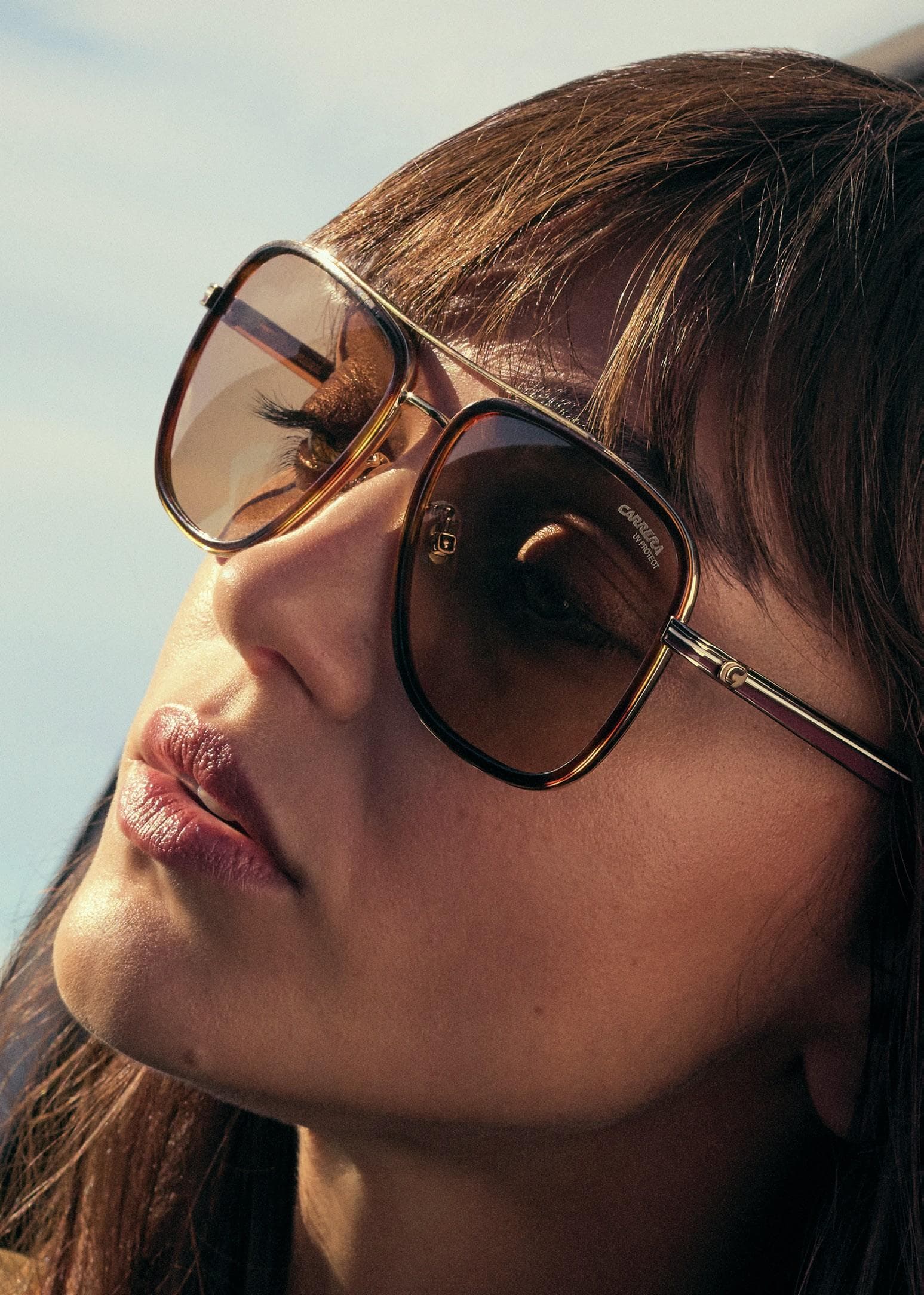 Carrera Woman