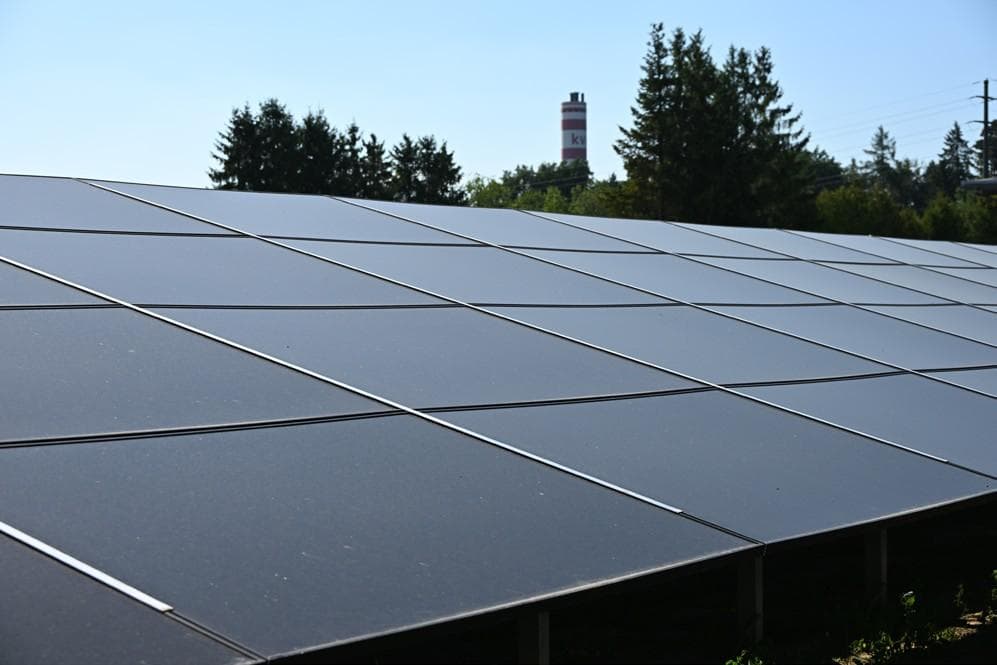 Powering more sustainable pharmaceutical manufacturing through green electricity
