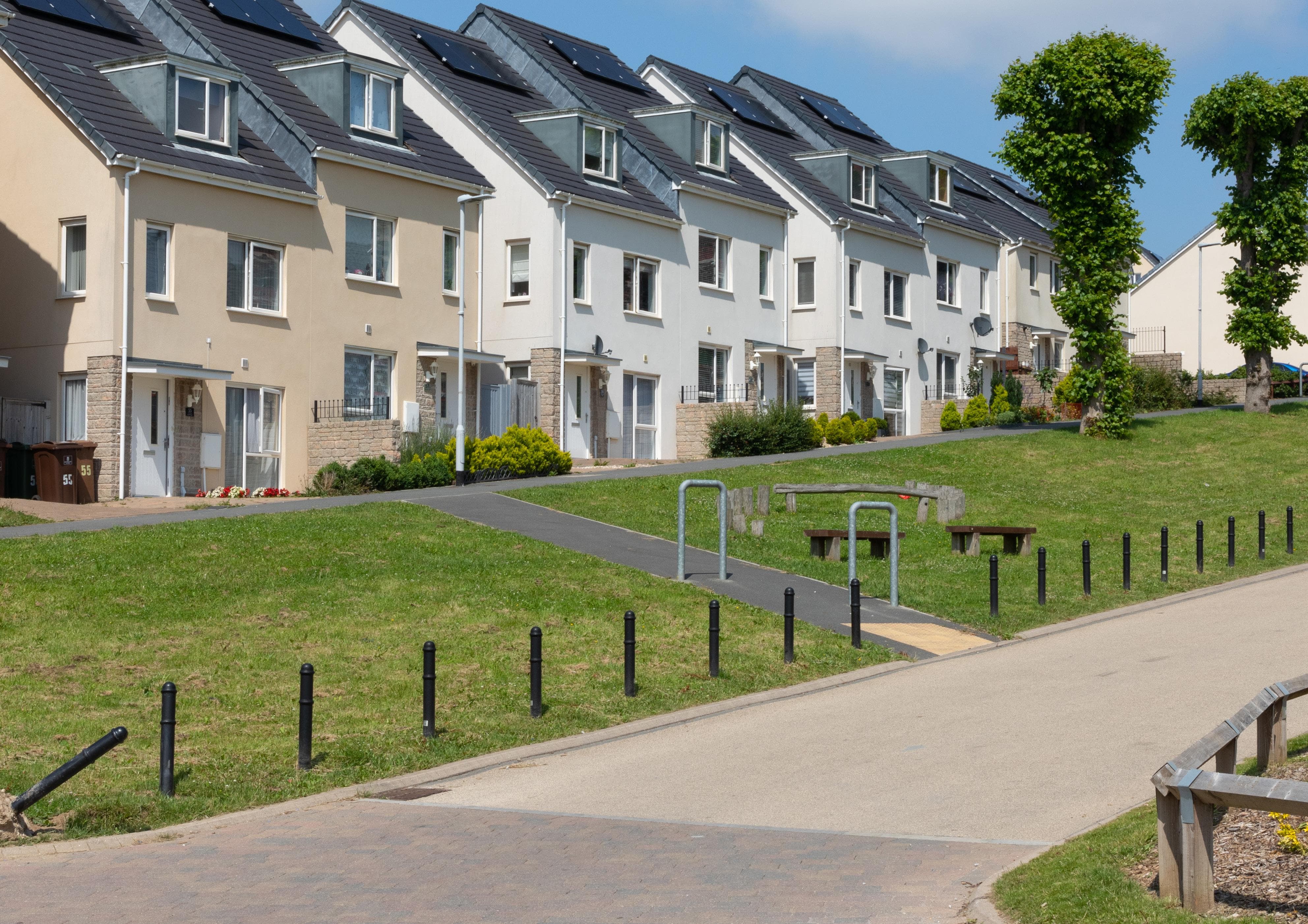 RENT AND SERViCE CHARGE CHANGES