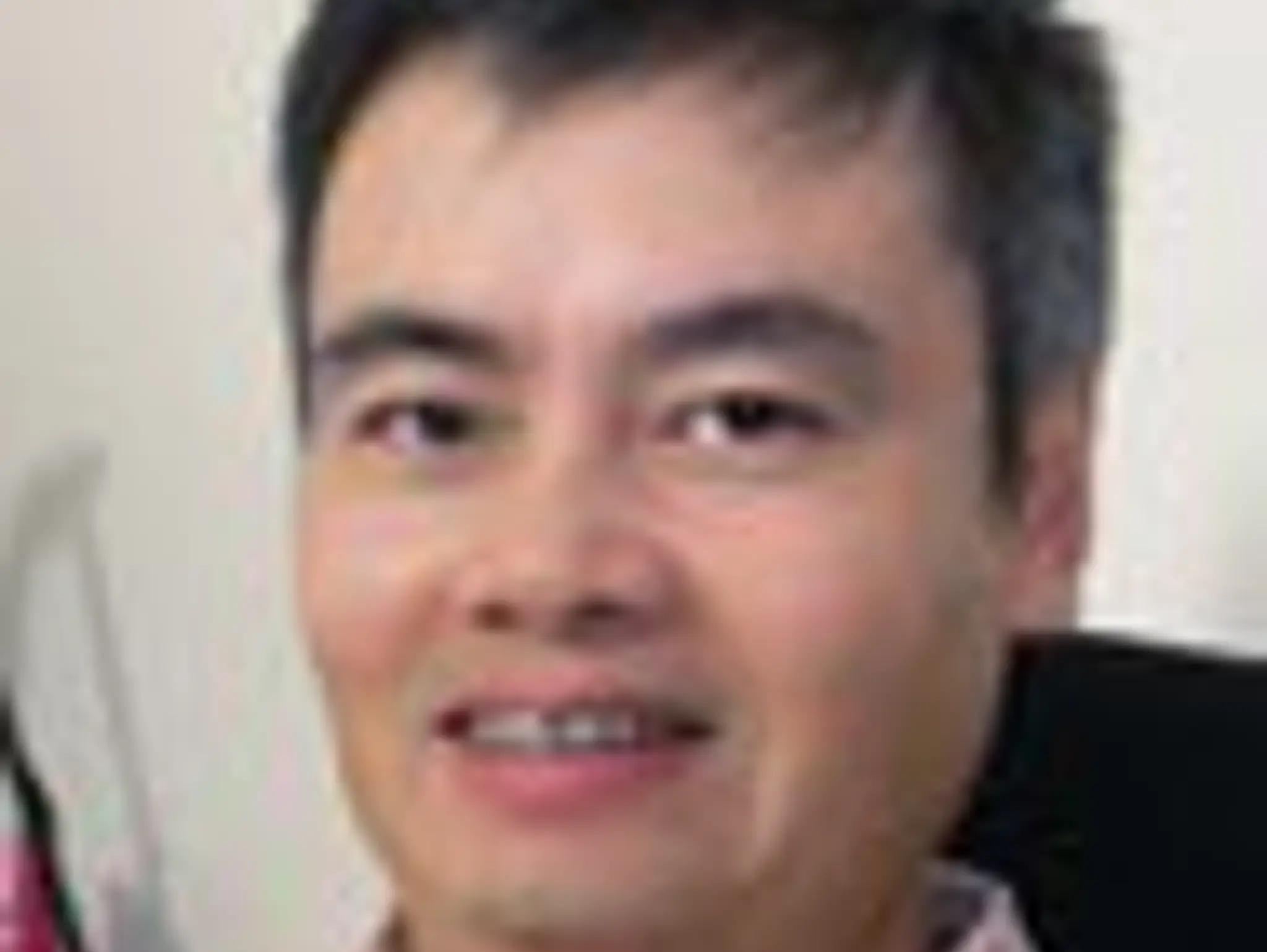 Sử dụng giống cà chua kháng bệnh chống lại bệnh héo rũ gây ra bởi nấm fusarium trong đất