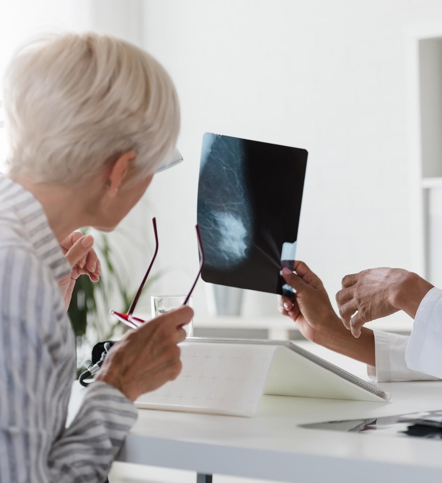 AstraZeneca & Daiichi Sankyo share results from phase 3 trial for breast cancer treatment