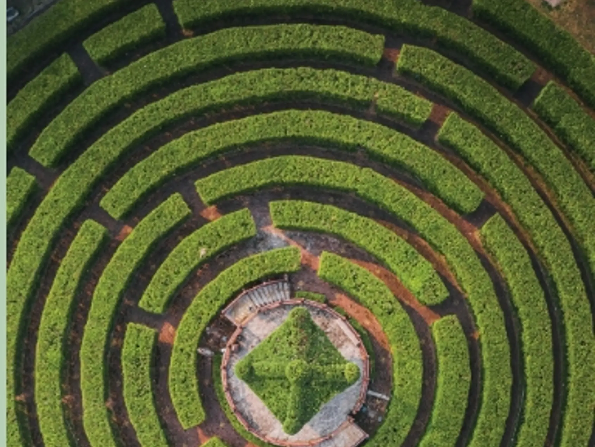 32-34 -  BEHAVIOUR CHANGE - a maze of decisions influenced by personal habits, experiences and intentions