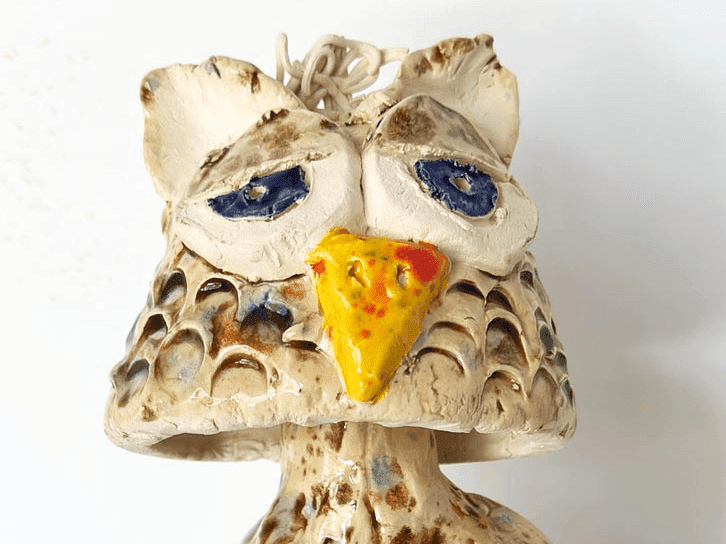 ClipCard: Pinch-Pot Bobbleheads