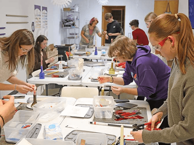 Focus In: Bergstrom-Mahler Museum of Glass