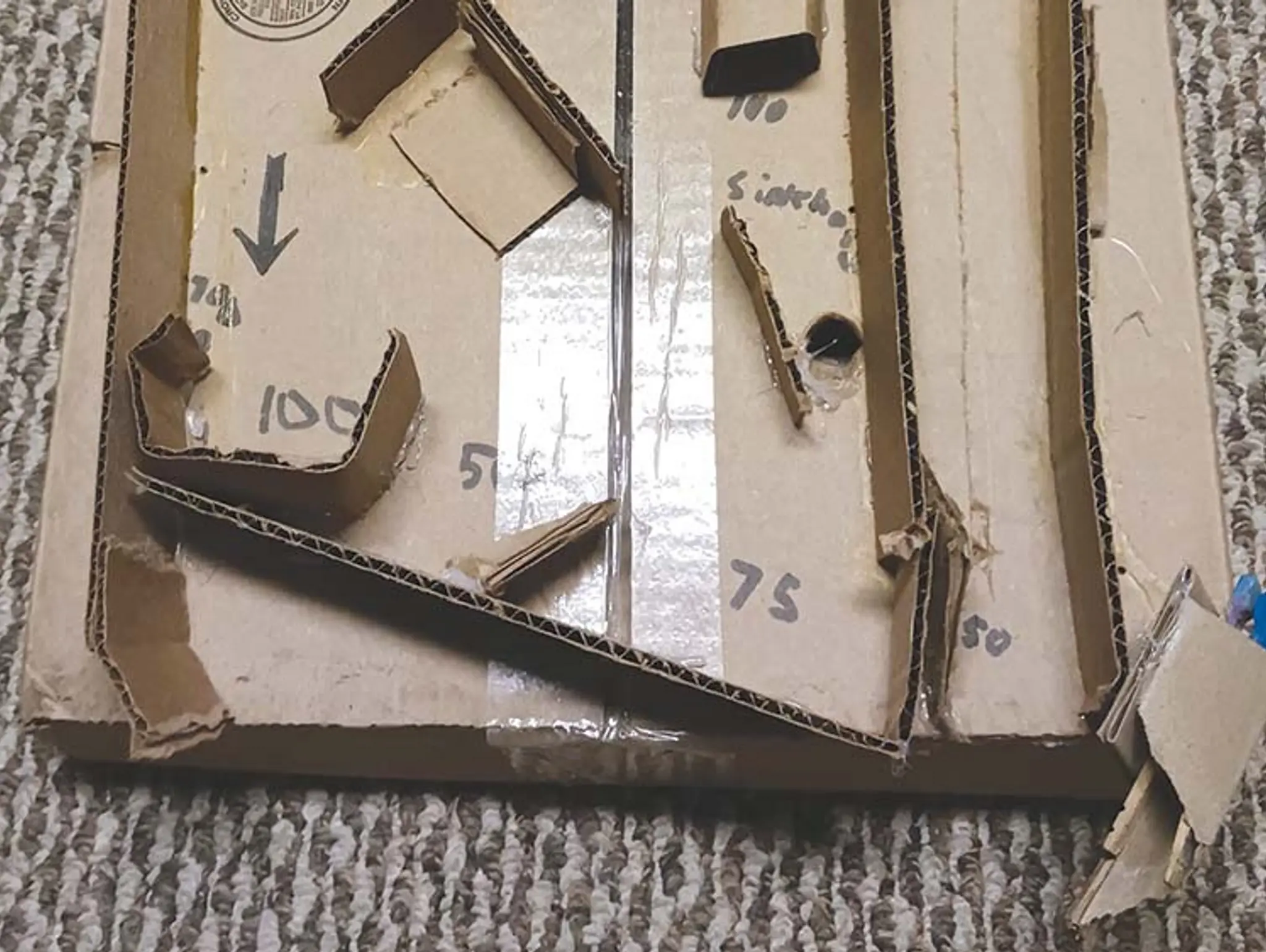 ClipCard: Cardboard Pinball Machines