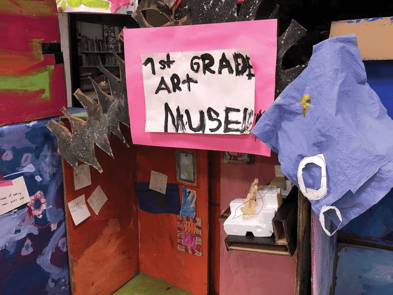 First-Grade Art Museum