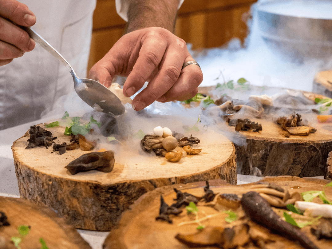 A Feast for the Senses: Immersive and Multi-Sensory Dining