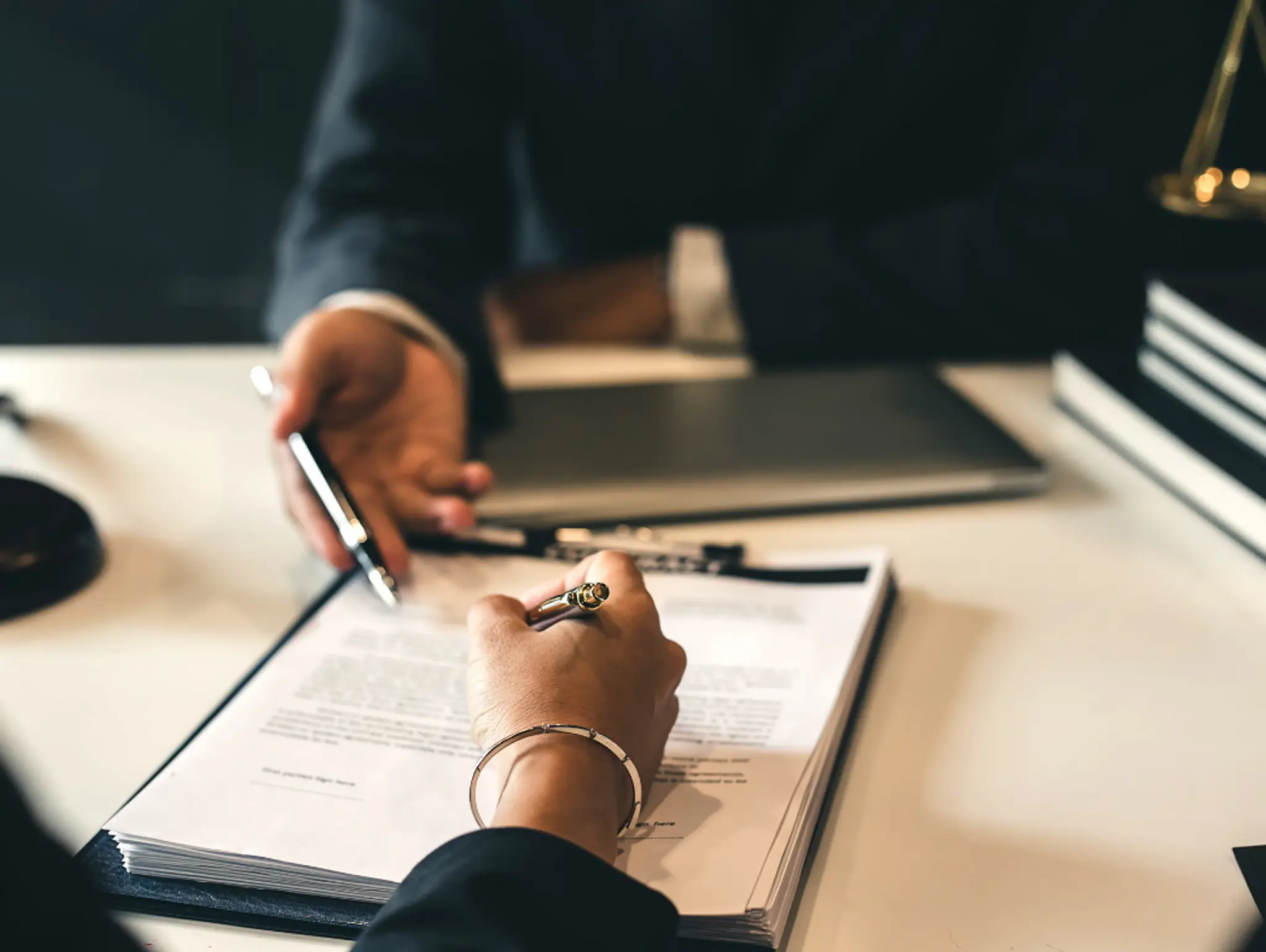 Contract Law at the Turning Point of a Profession