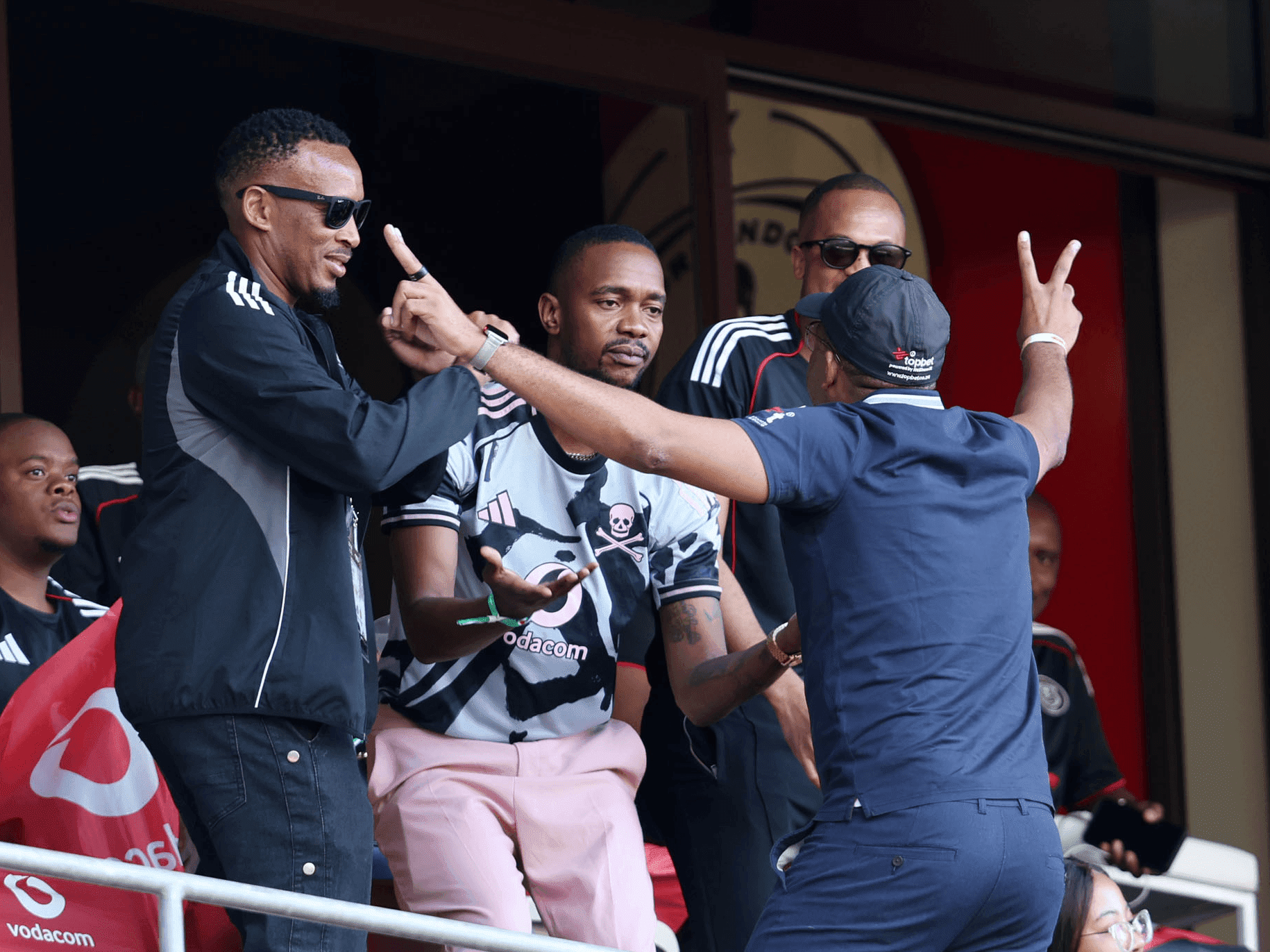 20. UMajoro uqinisa idolo abalandeli beBucs ngeMTN8