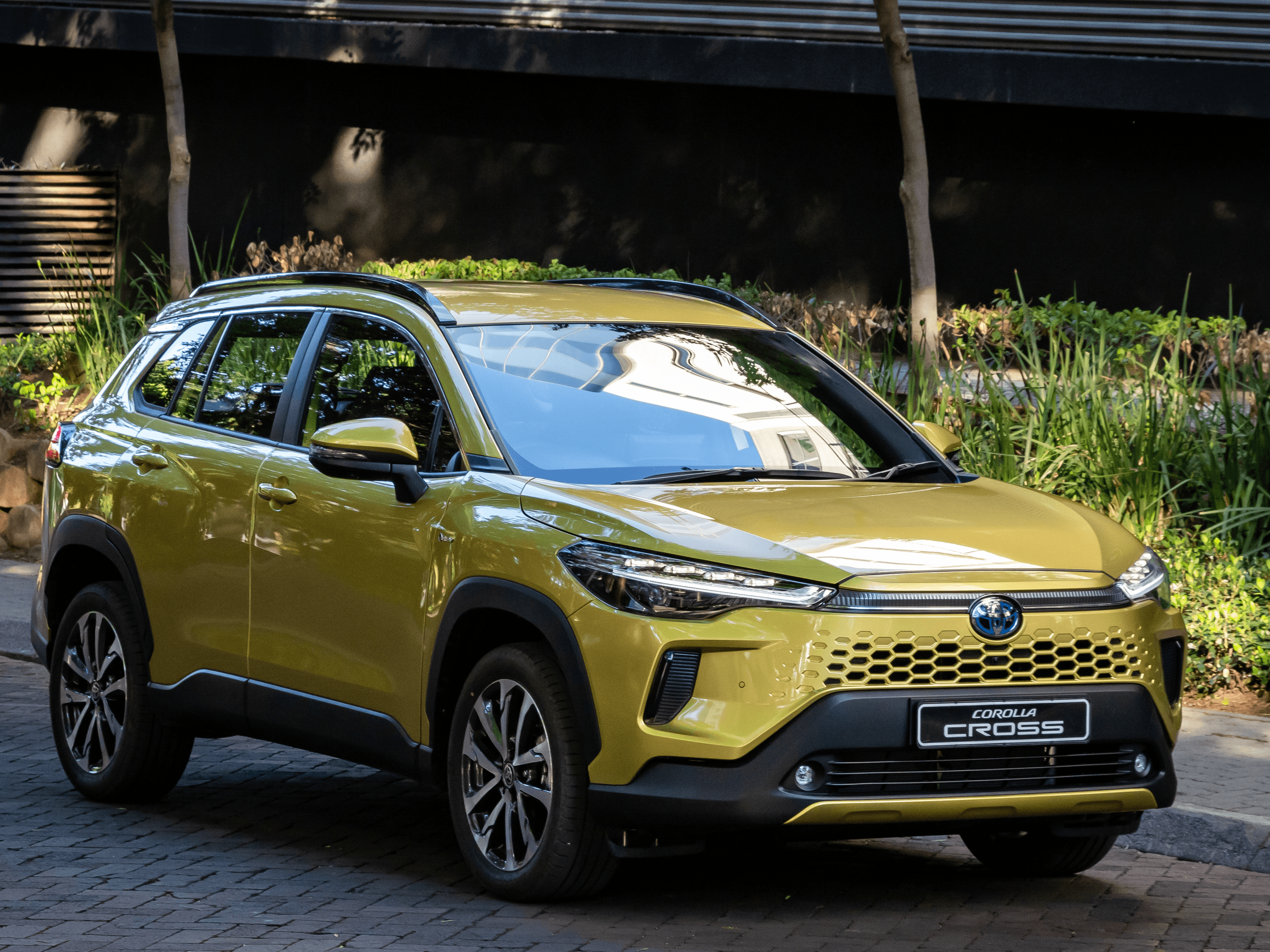 13. Iwufanele umndeni iToyota Corolla Cross Hybrid Xi 