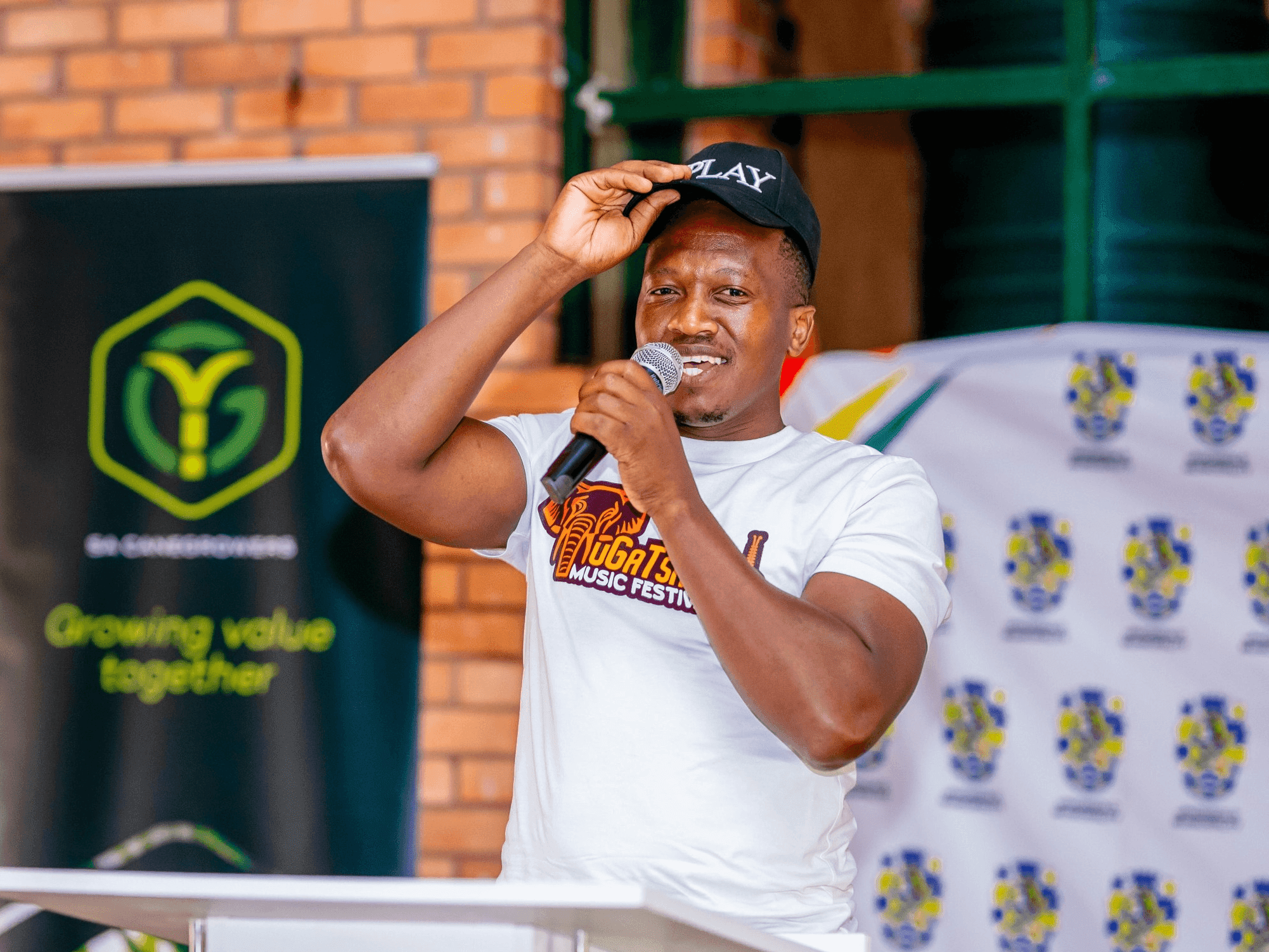 05. Ukhuthaza abafundi ngosizi lwakhe uGatsheni