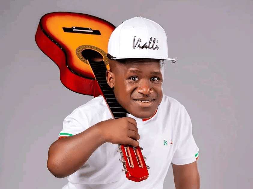 03. UMayoghurt udikilwe yimenenja umndeni uyishushisela imali