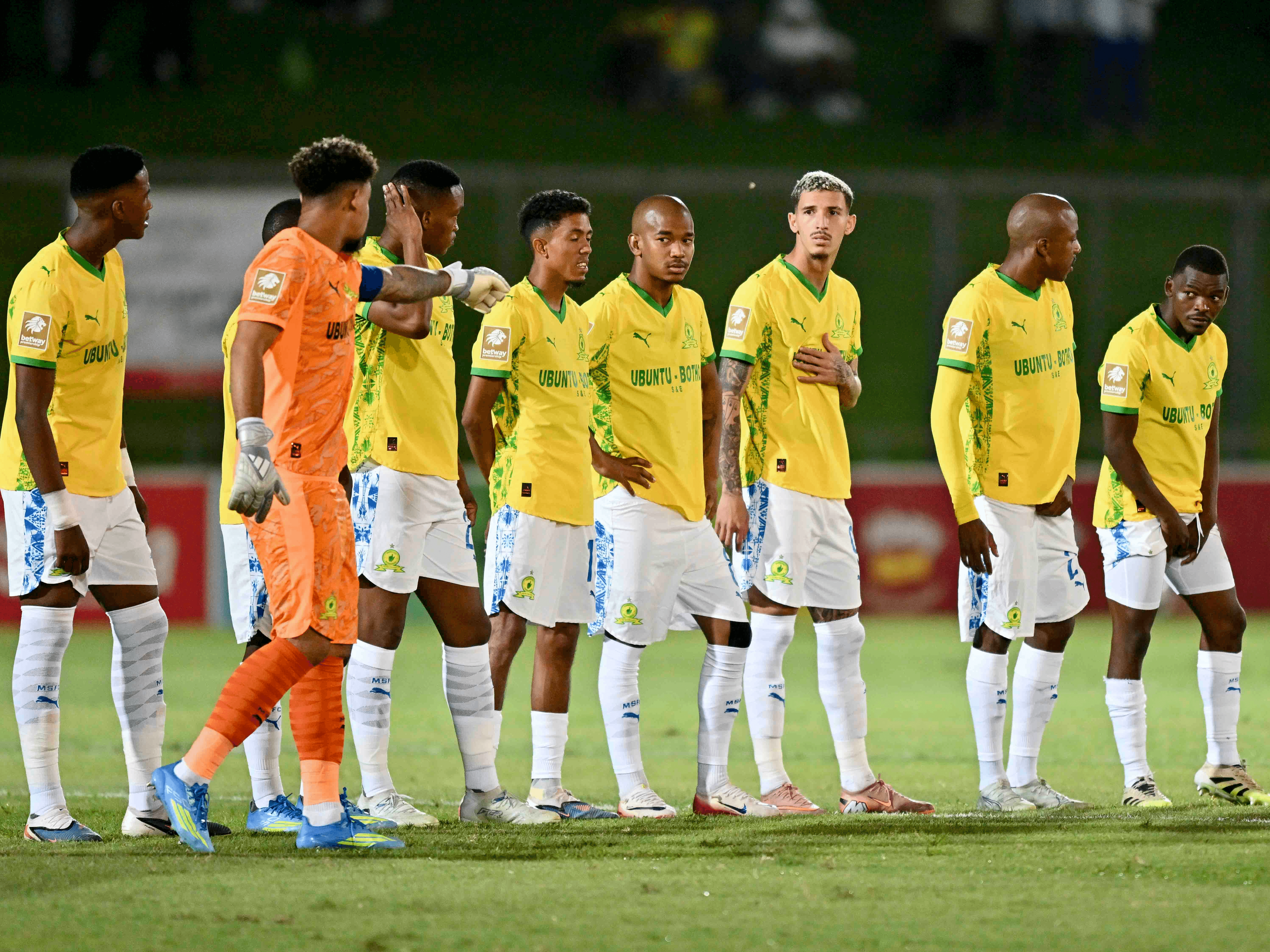 17.  OweDowns akafuni nakuyizwa eyokubizwa ngezimfivilithi zeCaf