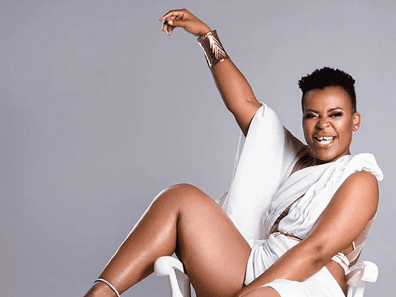 03. UZodwa uxwayiswe ngokudunusa eHlalankosi