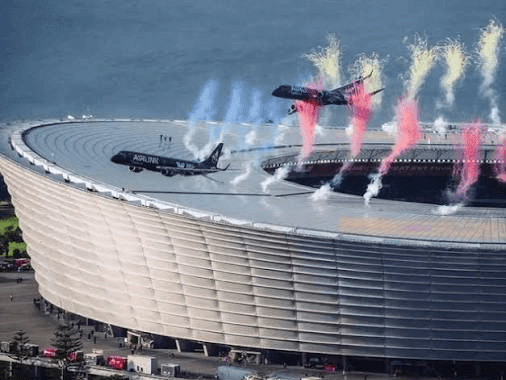 02. Ngeke andiziswe amabhanoyi ngaphezulu kweFNB Stadium