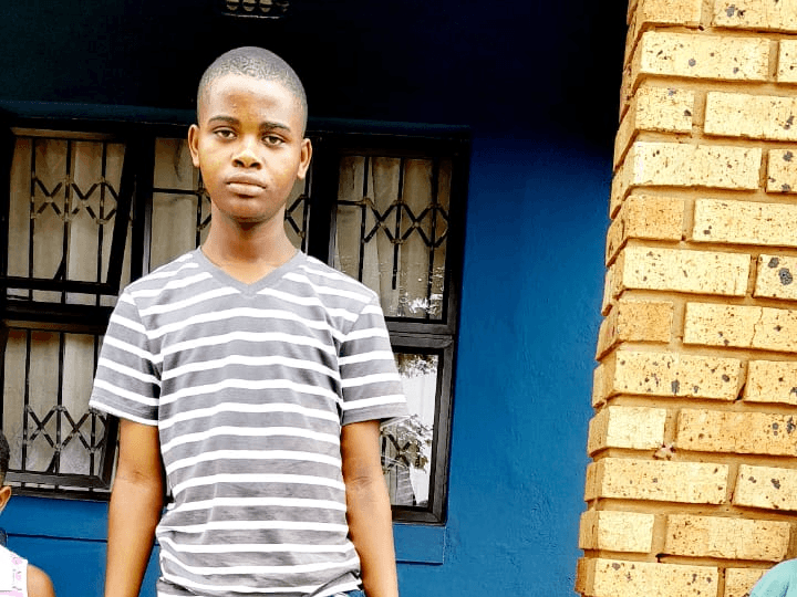 05. Sitholwe sesonakele isidumbu sobephila nokukhubazeka