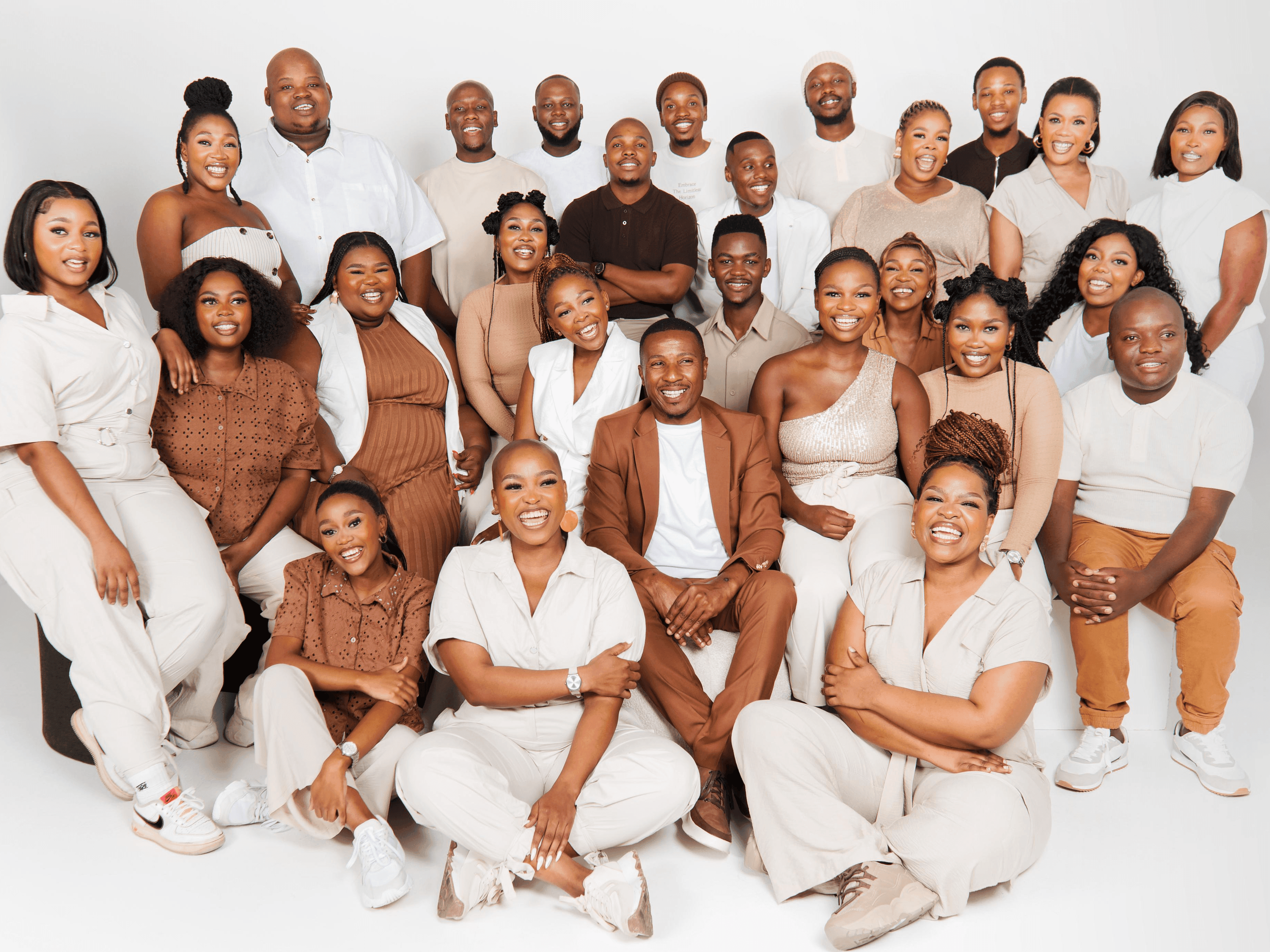 07 Izimisele ngokupika abanye abaculi ikhwaya yaseKZN ekhiphe ingoma