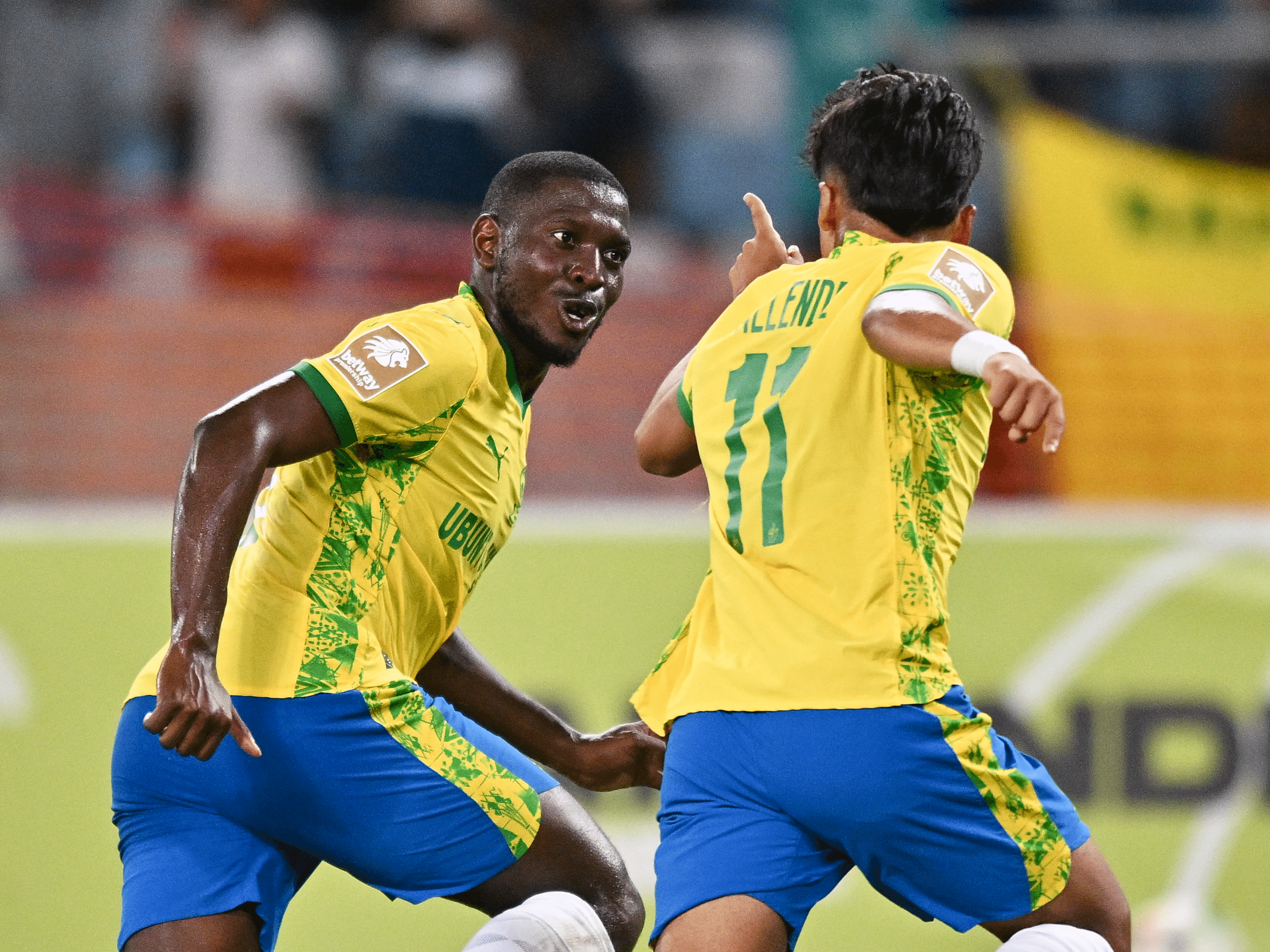 18. Kukhuzwa abalandeli abahhewula abadlali beDowns