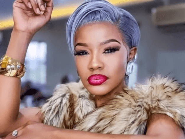 03. Ujabulela isibusiso sokusebenza nonina uZandi Khumalo