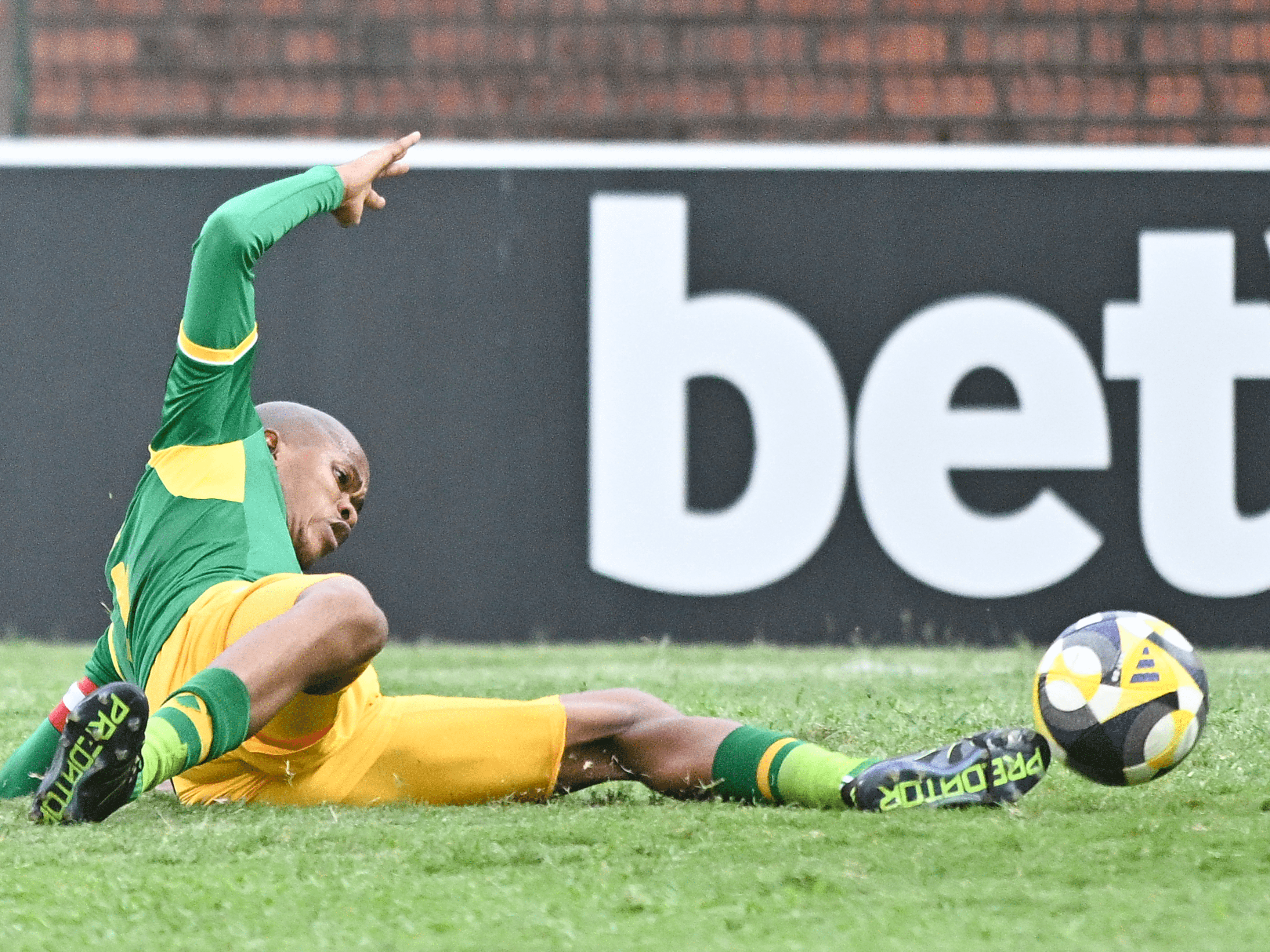 19. ICarling ingayibuyisa inhlanhla ye-Arrows eligini