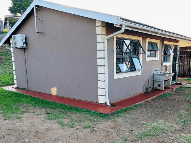 09. Baningi abadayisa izindlu zabo bexakwa  yizinkinga zemali