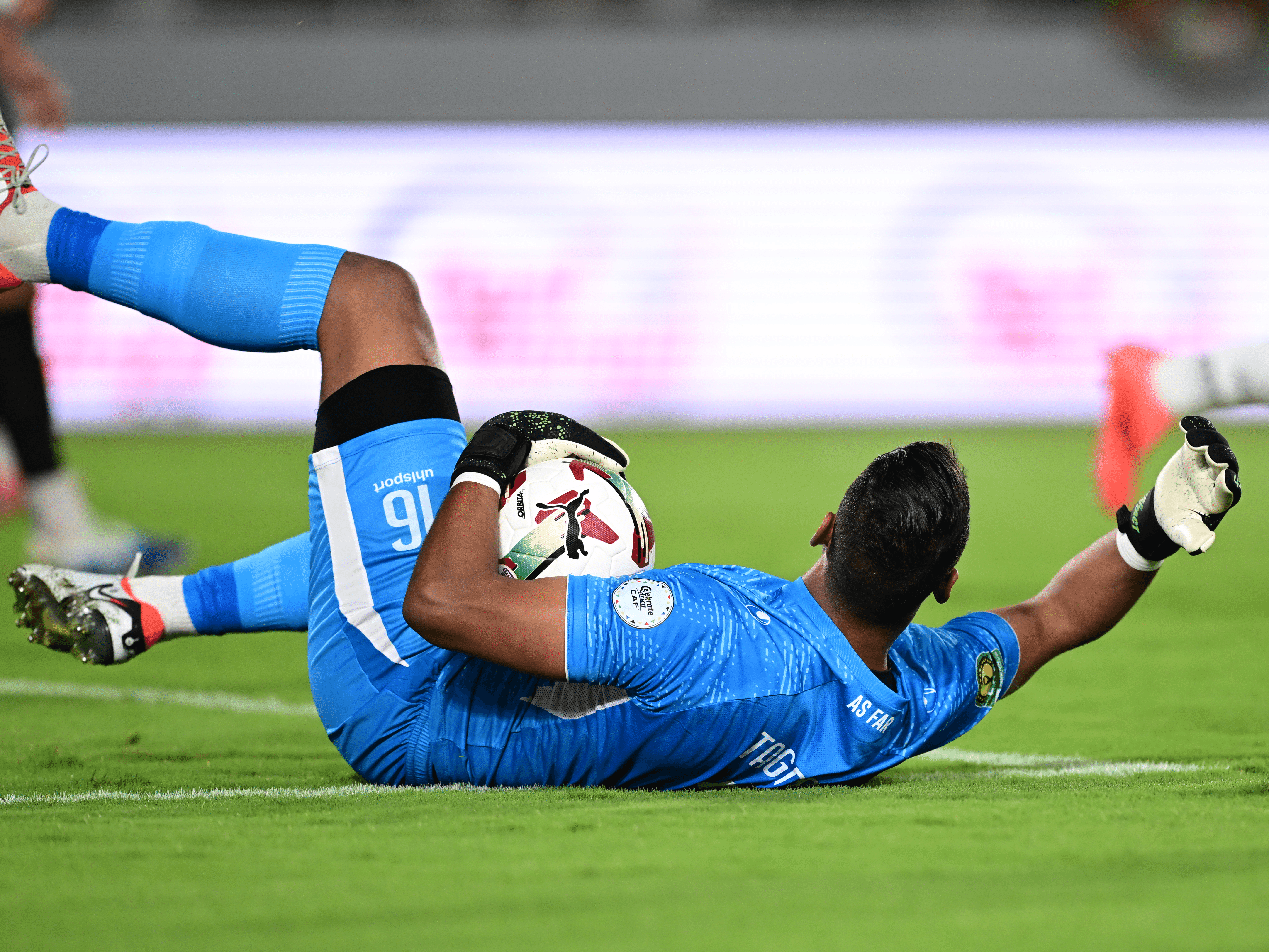 17. Kusongelwa iSundowns ngeChampions League 