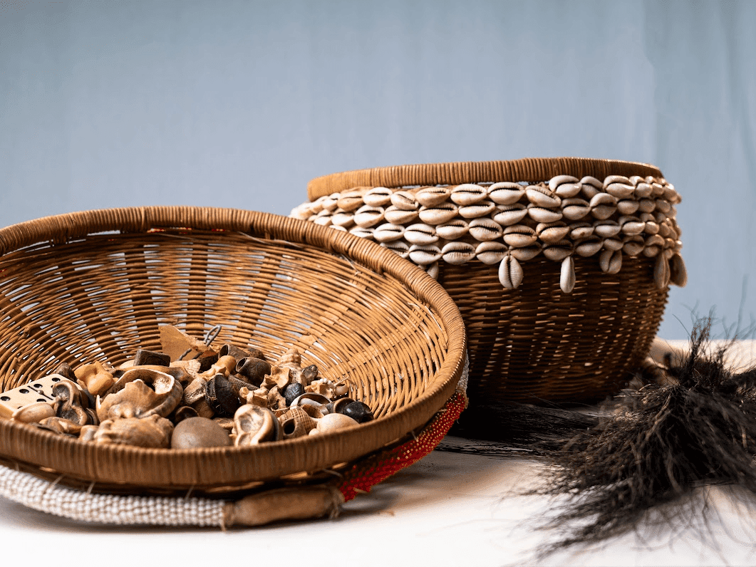 14. Imibono - Inyanga edumile ecaleni locansi