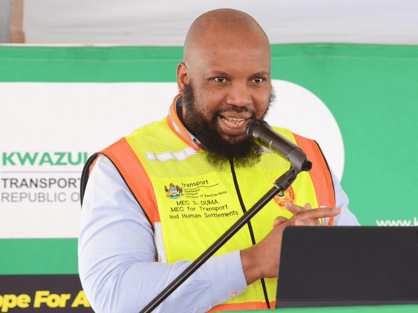 02. Kwandisa izingozi emigwaqweni ukuthola izincwadi ngokugwaza