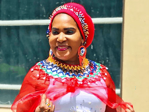 06. Ufikelwe wumuzwa wokudansa eqashwa kwiGenerations