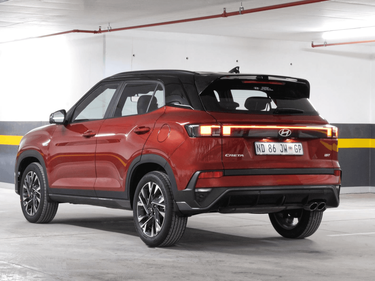 13. I-Hyundai ilenyuse ngesitayela izinga 