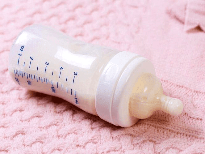 12. Kungamdalela izinkinga empilweni umntwana ukumgxisha ukudla noma esesuthi