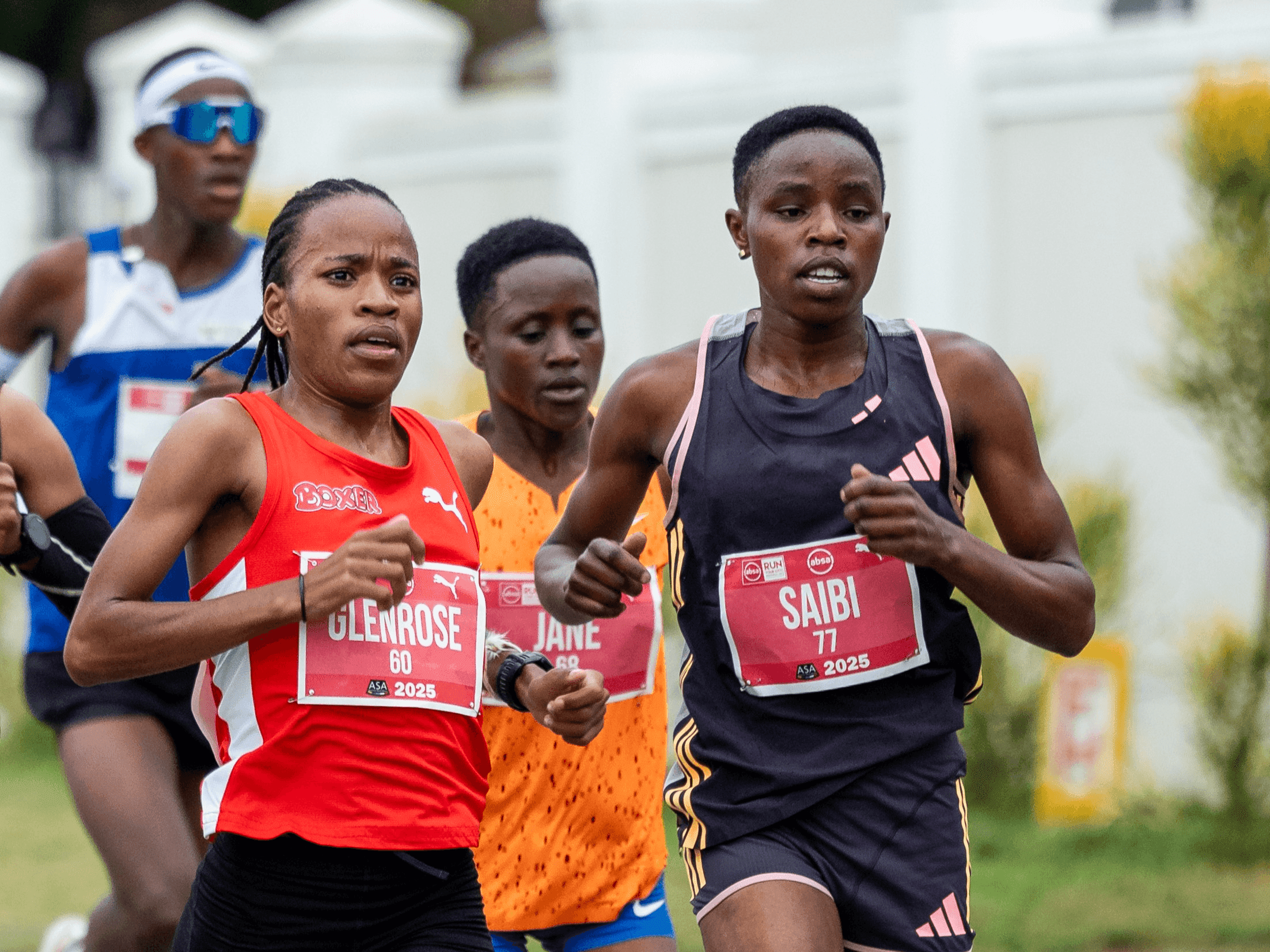 17. Ubomvu yimali umgijimi ophule irekhodi