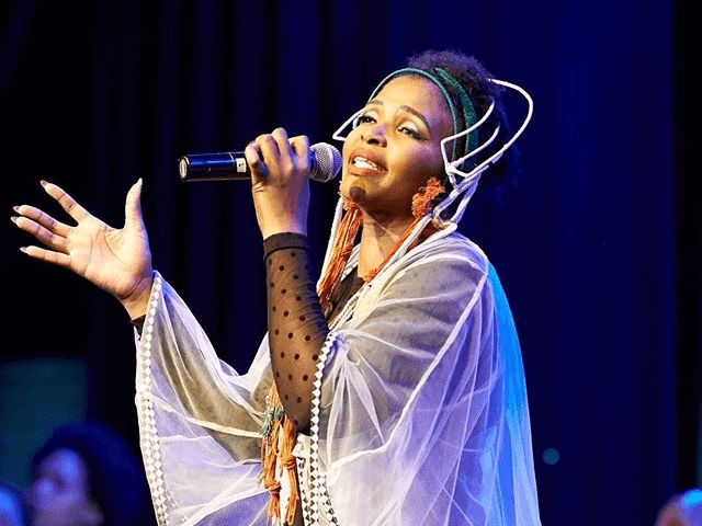 04. USimphiwe Dana ne-album yokwelapha umphefumulo