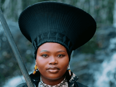 09. UZawadi nekhonsathi yokwelapha umphefumulo ezoba sePlayhouse