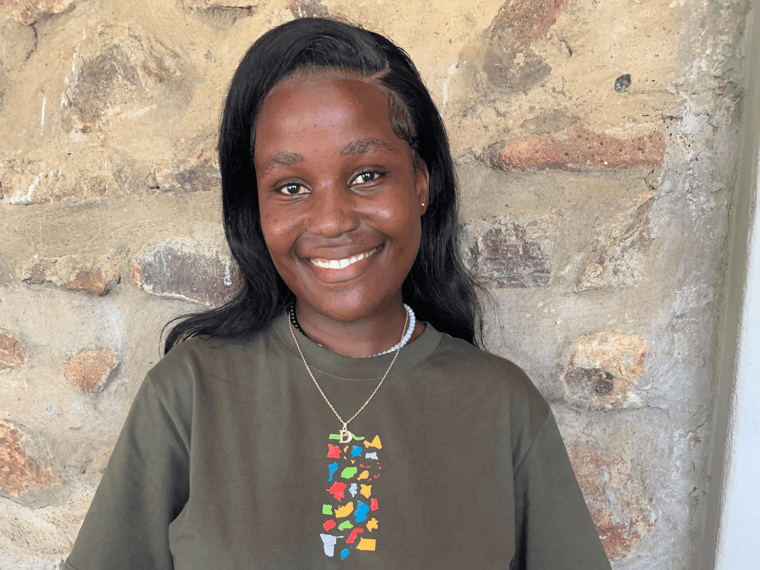 09. Intokazi engumtshuzi ifisa abamnyama bangene kulo mkhakha